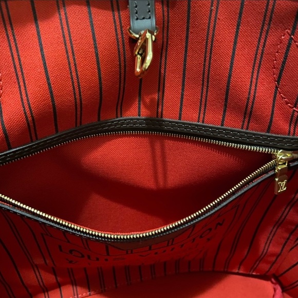 Like New Medium Louis Vuitton Neverfull MM Damier Ebene Canvas Tote In Cherry - Picture 14 of 16